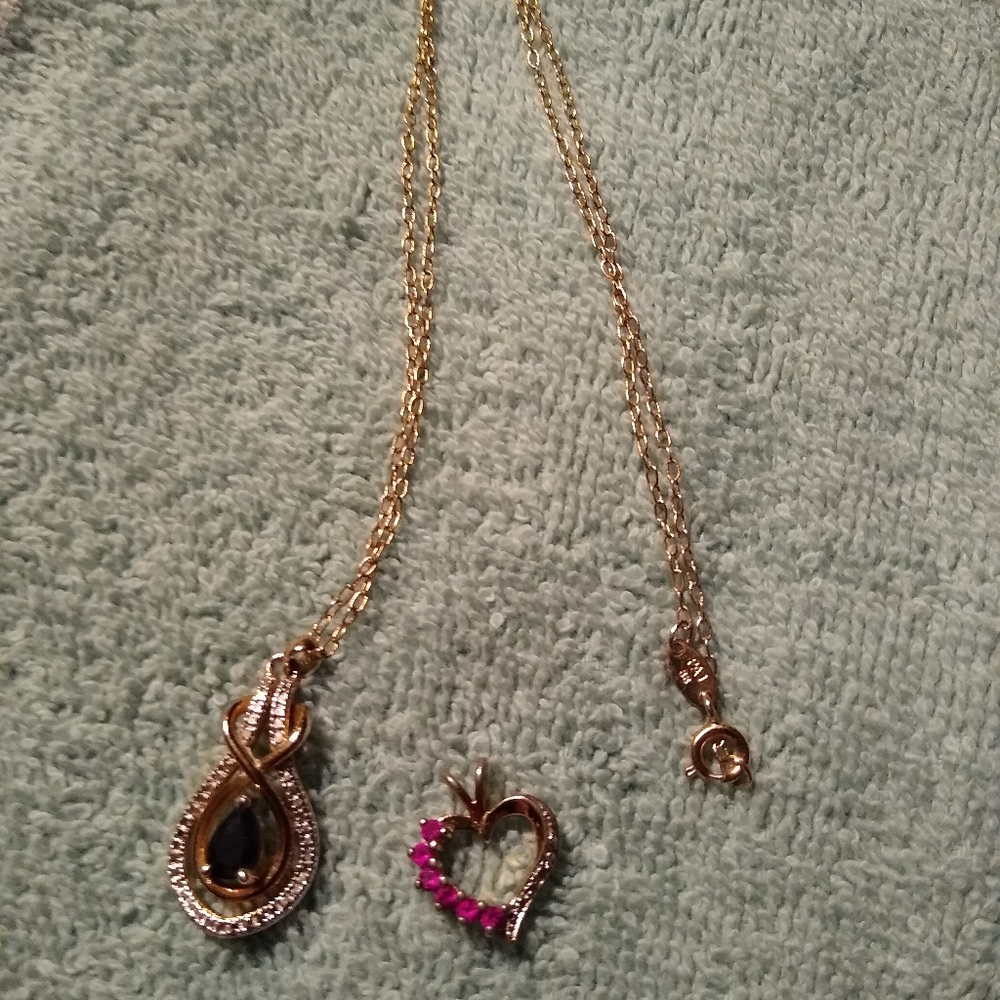 PAJ BB Branded Chain & 2 Charms